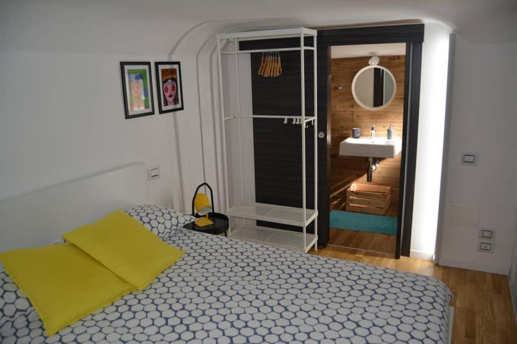 Apartament Dock78 - MiniLoft in Catania Center Zewnętrze zdjęcie